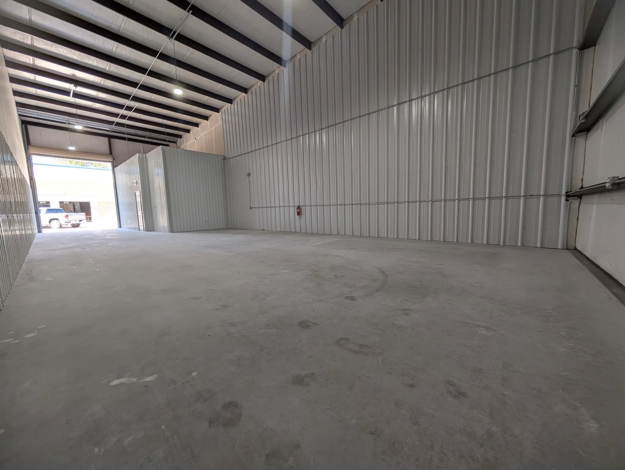 Warehouse with Private Office/Restroom – 1680 SF — photo 1 of 6