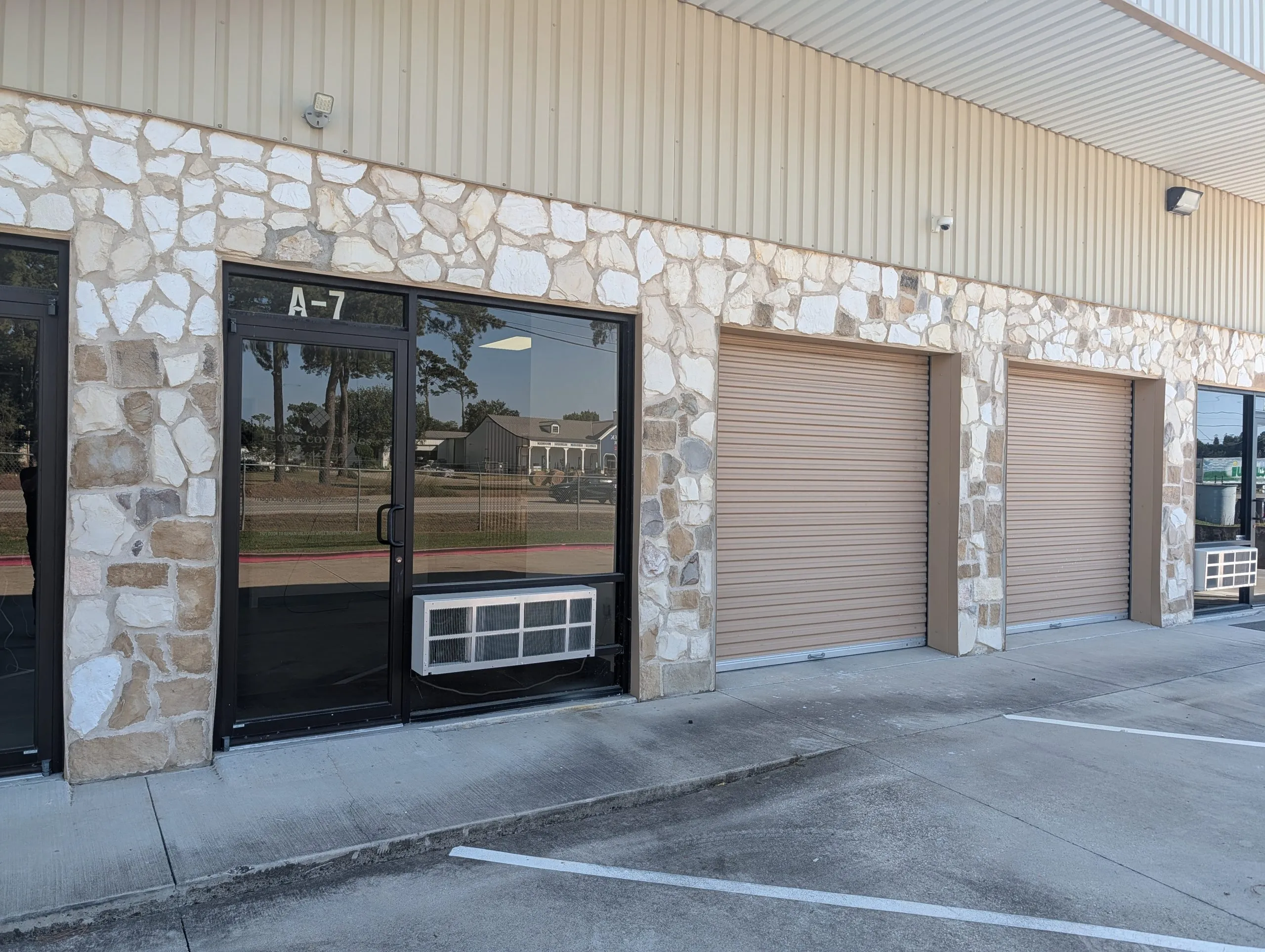 1,200 SF Warehouse with Office on FM 2978 — photo 6 of 7