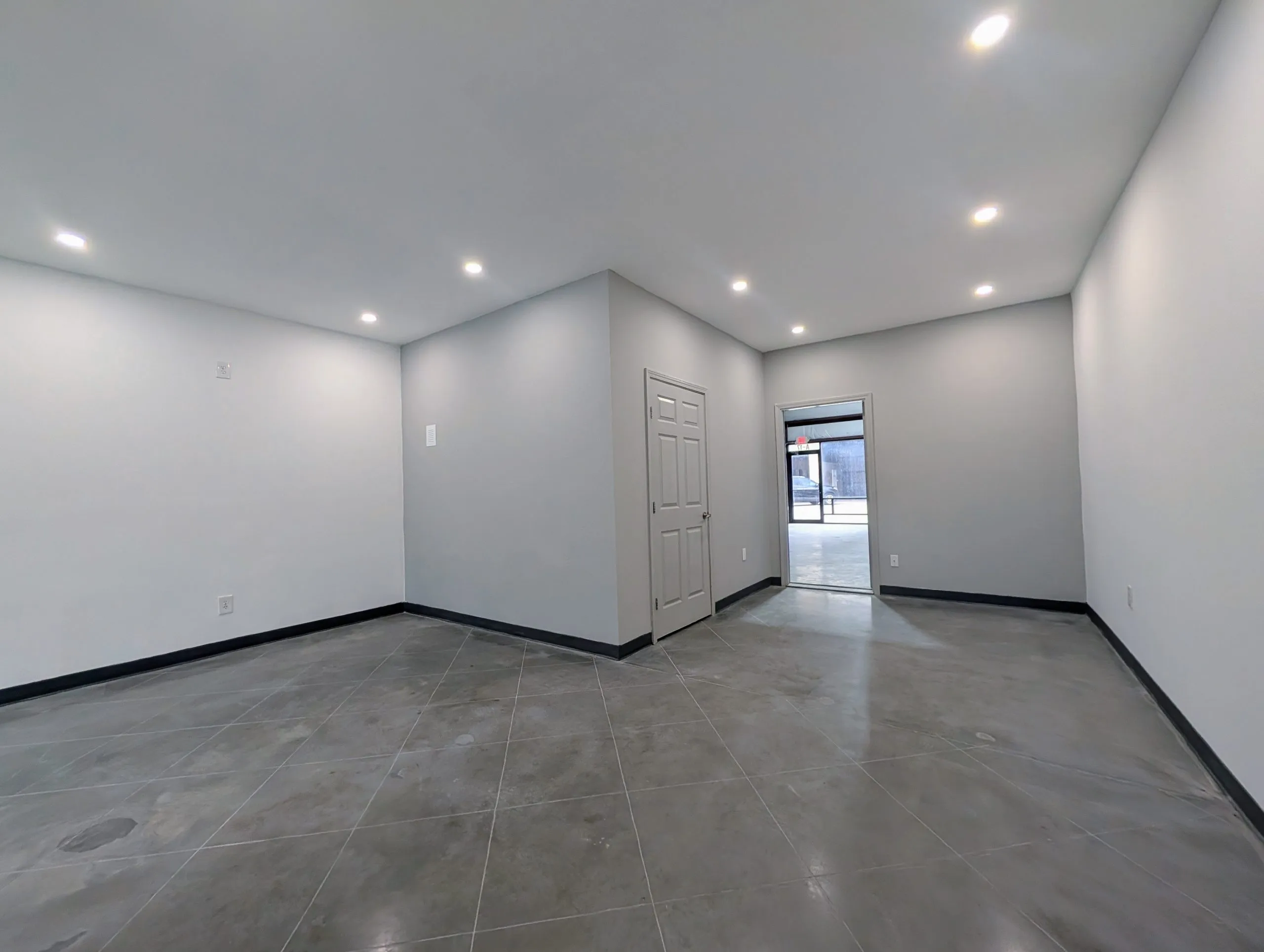 1,200 SF Warehouse/Office – Facing FM 2978 (Tomball/Woodlands/Spring) — photo 3 of 7